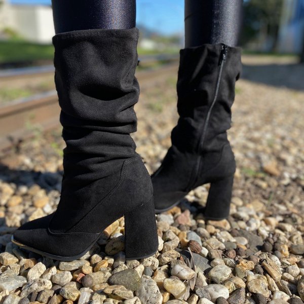 Bota Feminina Cano Médio Vizzano Preto